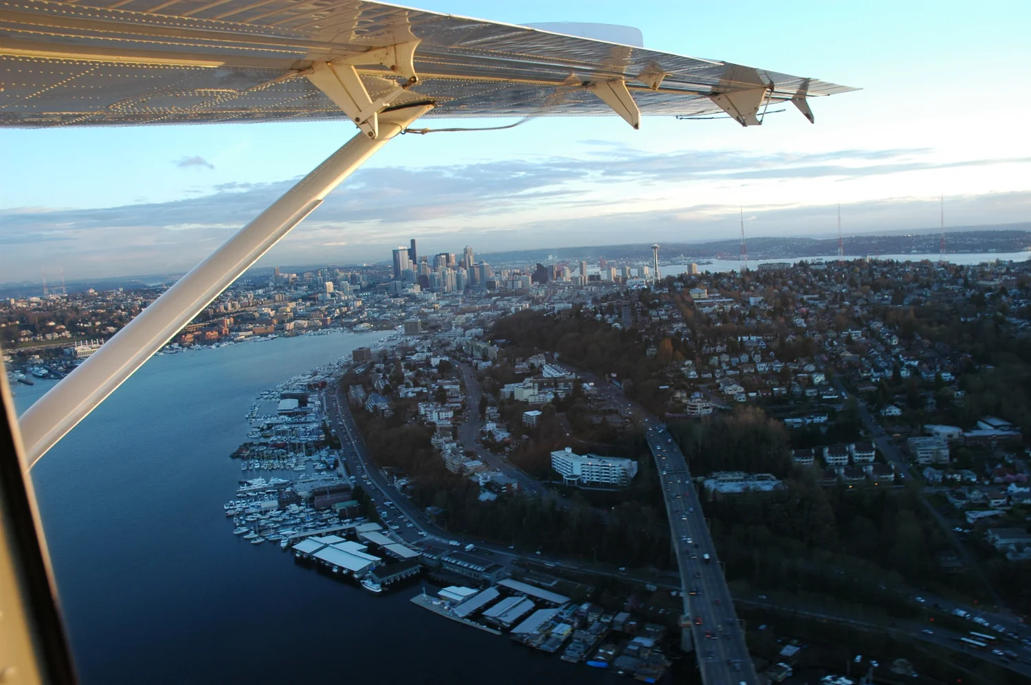 Floatplane flight-seeing tour